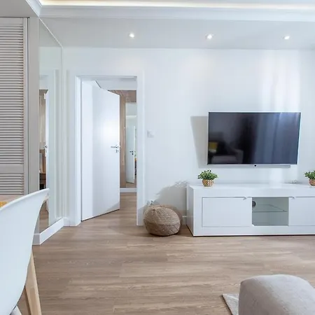 Natural 4 Gardenia Z Widokiem Na Morze Epapartamenty